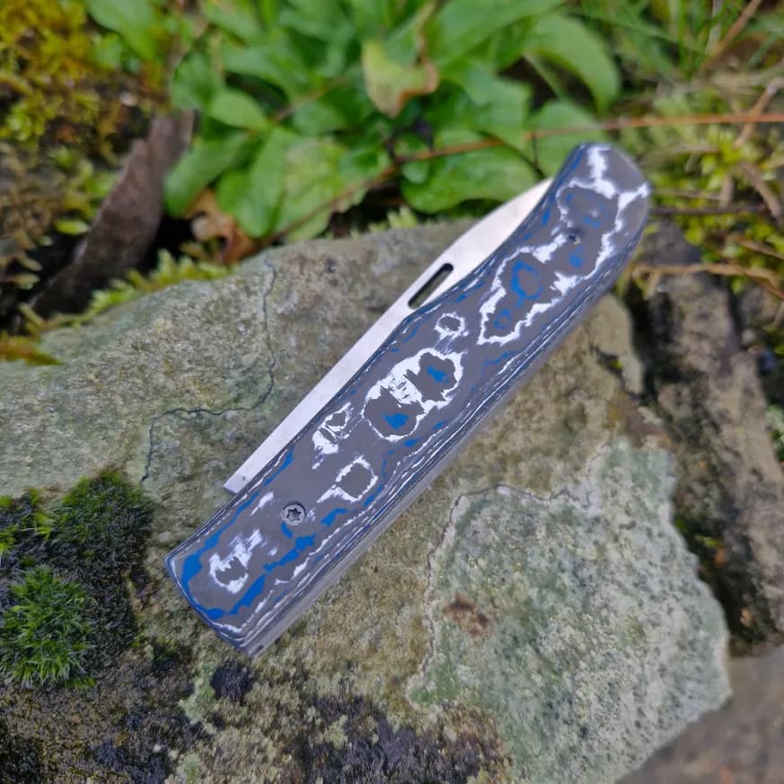 Aquila Slipjoint view 2
