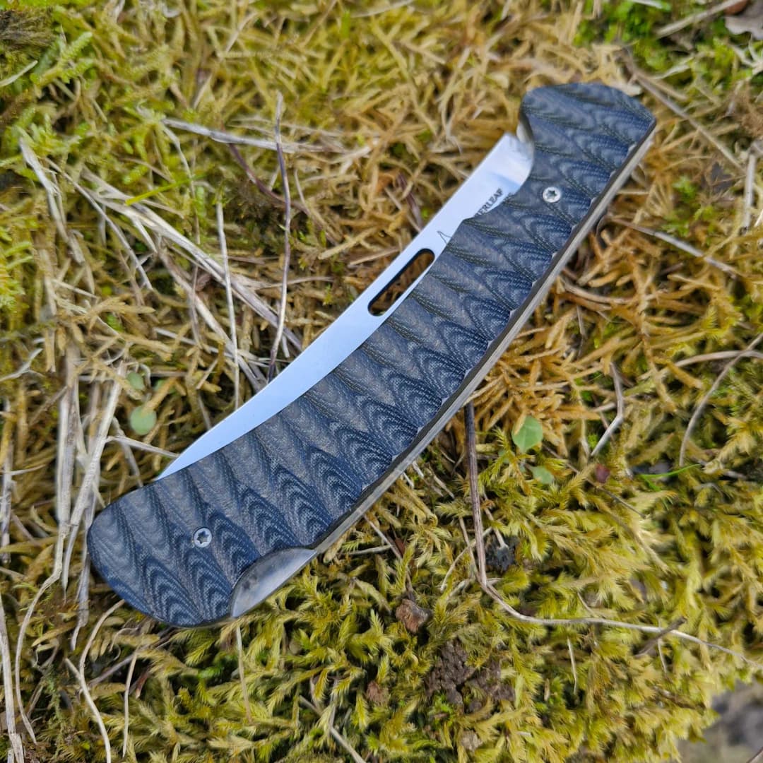 Cael v2 Lock Back view 2